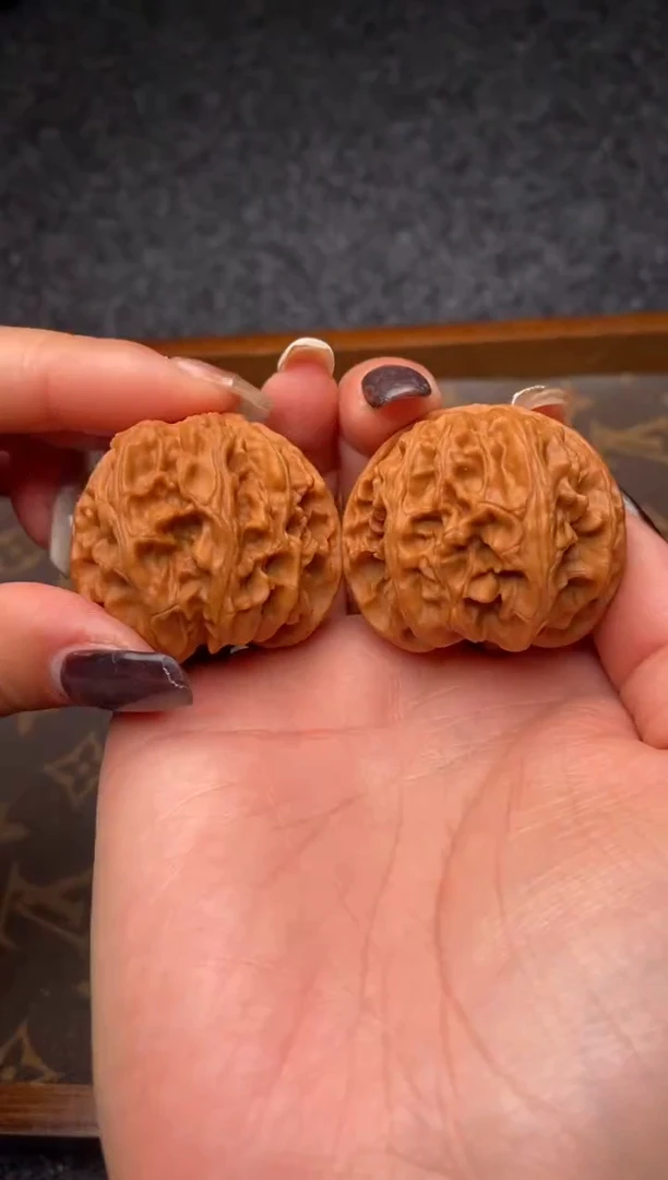 把件文玩核桃b127号41尺苹果园全品