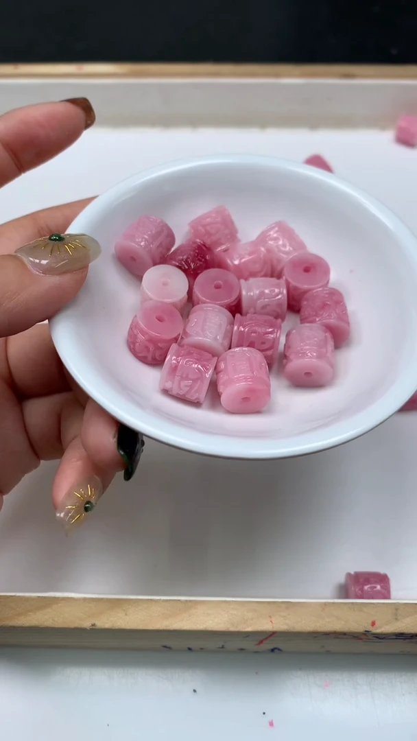 未镶嵌散珠拼合珍珠（马贝珠）A2008 女皇贝 六字11*12mm3个5.8元