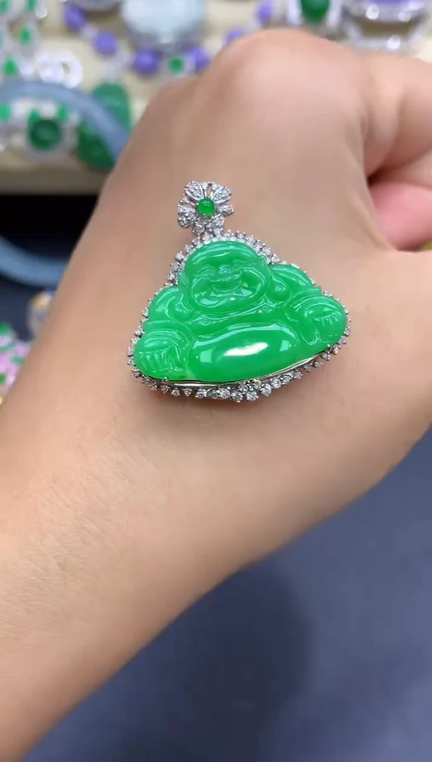 颈饰18K金镶嵌翡翠508-中国好珍宝