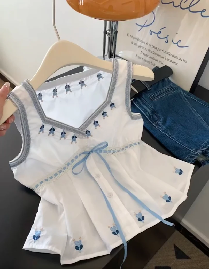 2025新款法式绝美设计感系带刺绣吊带背心女夏季高级感无袖上衣