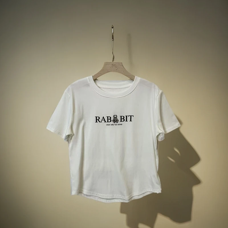 2606圆领T恤女款显瘦时尚简约显瘦圆领T恤