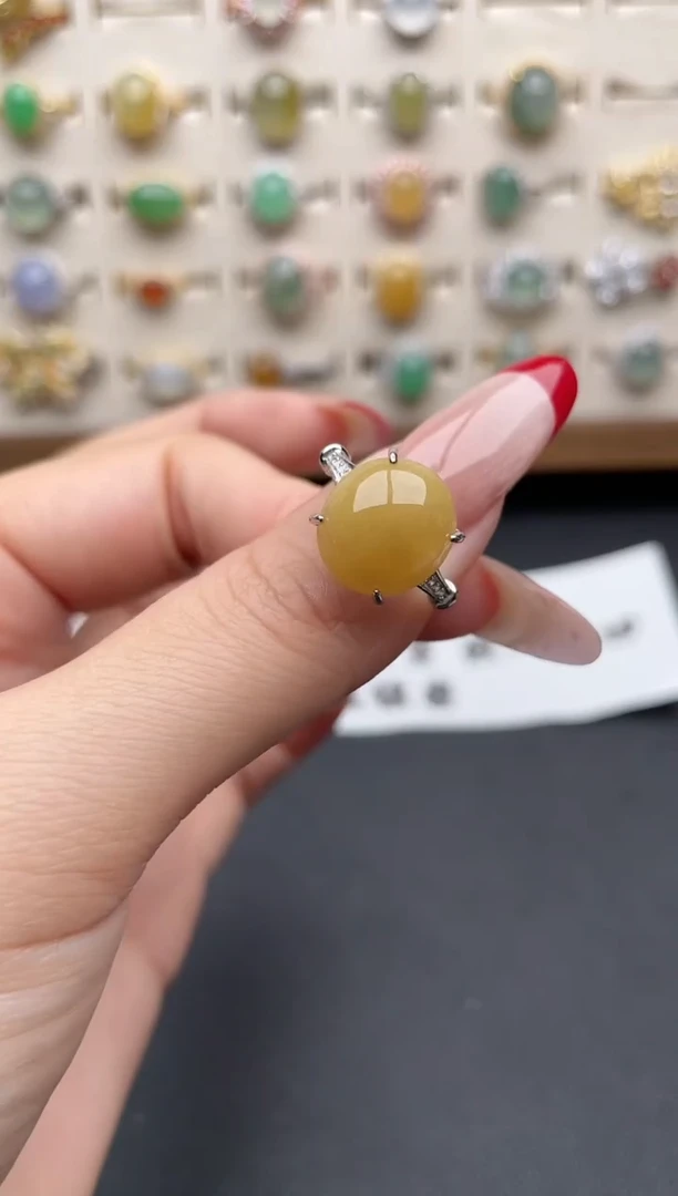 【闪购商品】翡翠戒指银S925镶嵌一物一证一礼盒