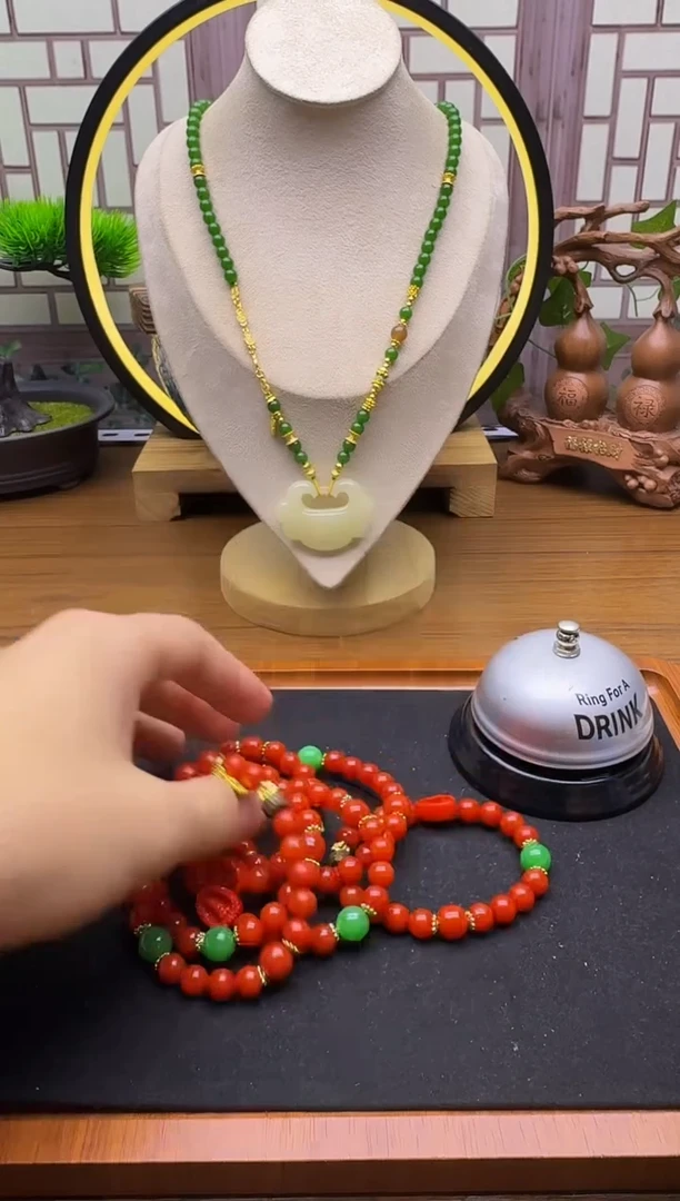 14K金镶嵌手链翡翠L07