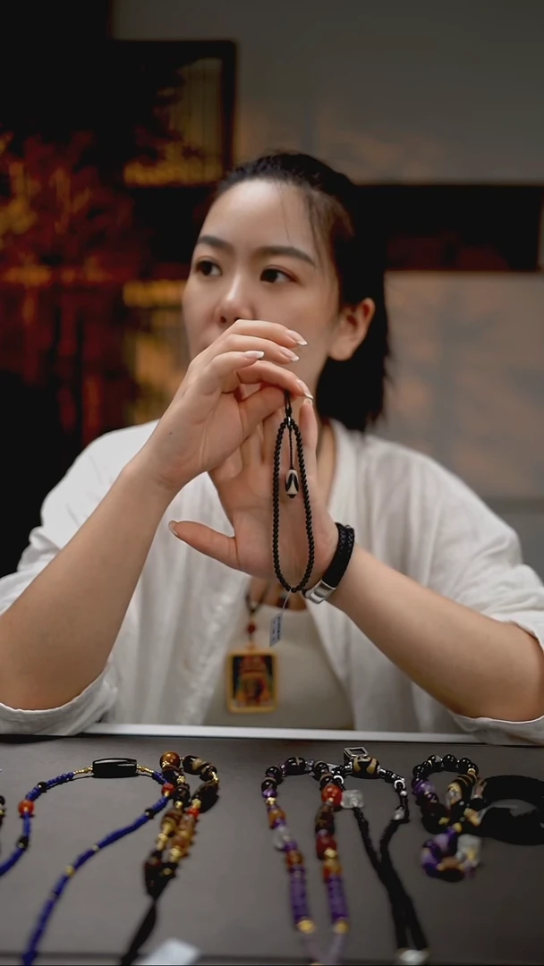 玛瑙/玉髓吊坠(赠链)未镶嵌天珠手机链