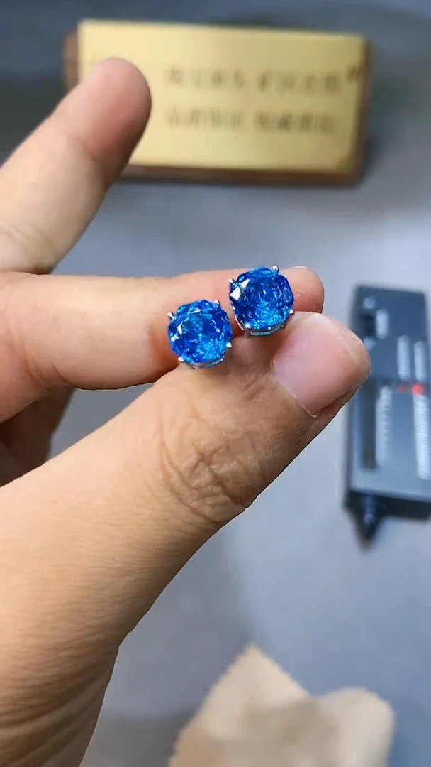 【闪购商品】托帕石耳饰银S925镶嵌354