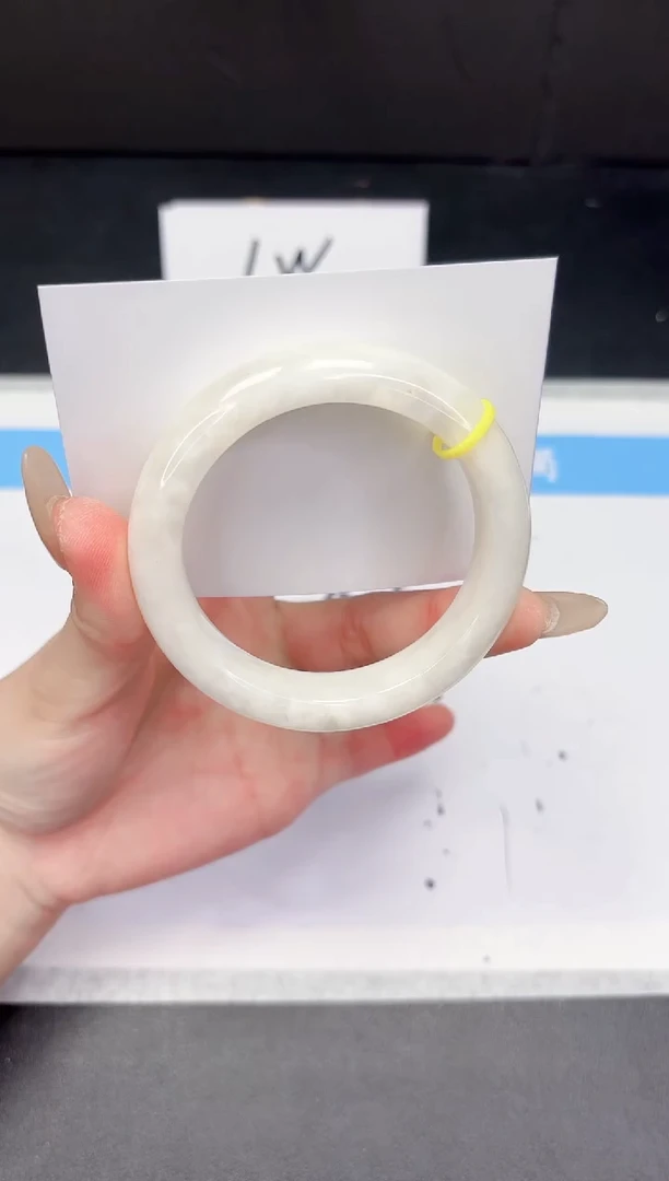 【闪购商品】和田玉手镯未镶嵌83-54..8