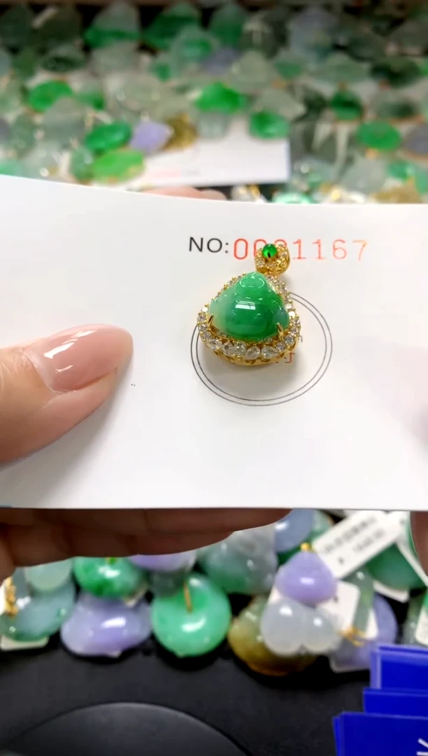 颈饰银S925镶嵌翡翠1111111111111111