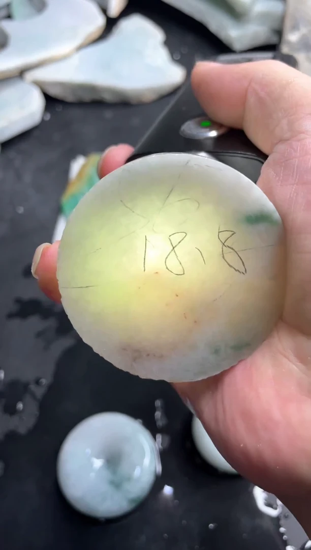 翡翠未镶嵌颈饰天然翡翠玉石89