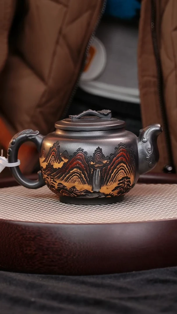 茶壶紫砂宜兴紫砂壶粉浆山水如意h013016