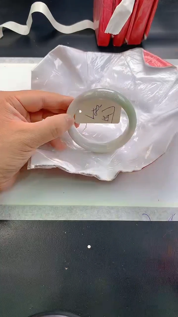 未镶嵌手镯翡翠257