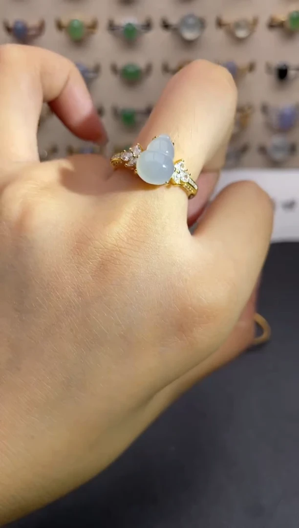 银S925镶嵌戒指翡翠一物一证一礼盒