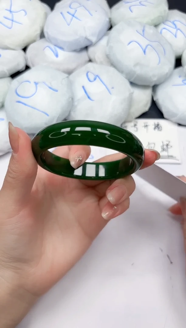 未镶嵌手镯石英质玉A115/5859