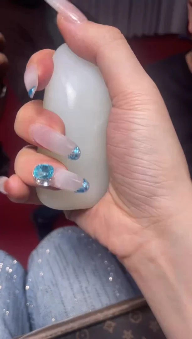 未镶嵌和田玉（糖玉）挂件1