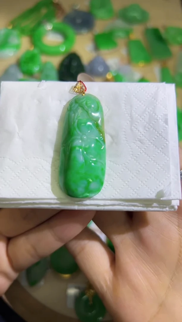 【闪购商品】翡翠颈饰18K金镶嵌Q缅料A货翡翠/支持复检/一件