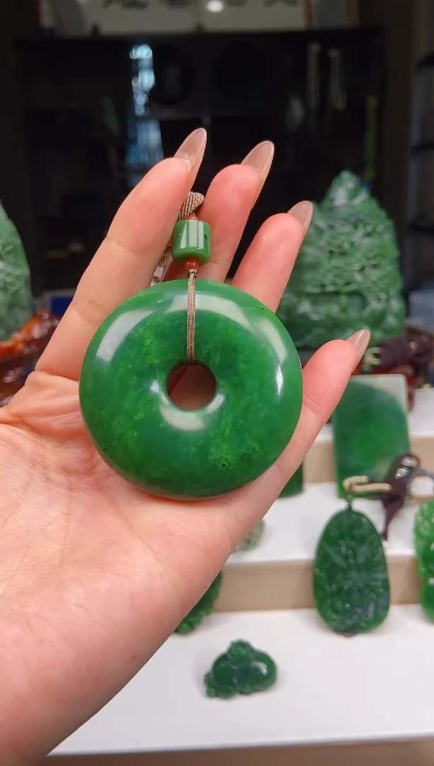 【闪购商品】和田玉挂件未镶嵌1