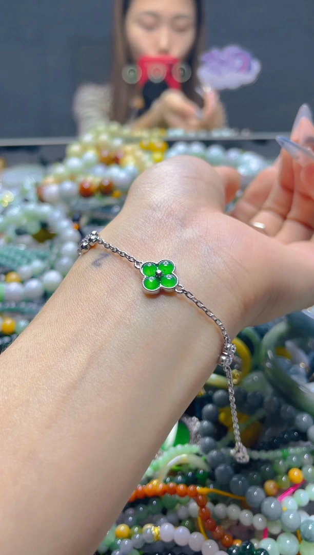 颈饰未镶嵌翡翠/X/翡翠A货，一件也是批发价