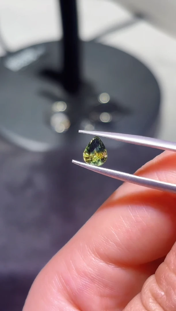裸石蓝宝石一粒1.27ct