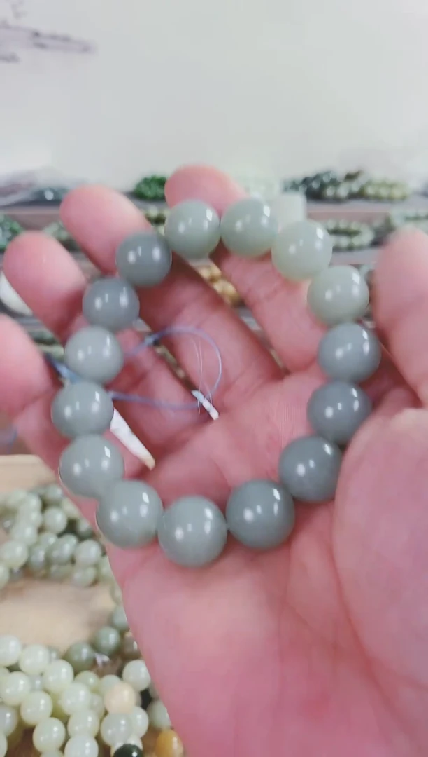 未镶嵌手串和田玉且末天空蓝手串14