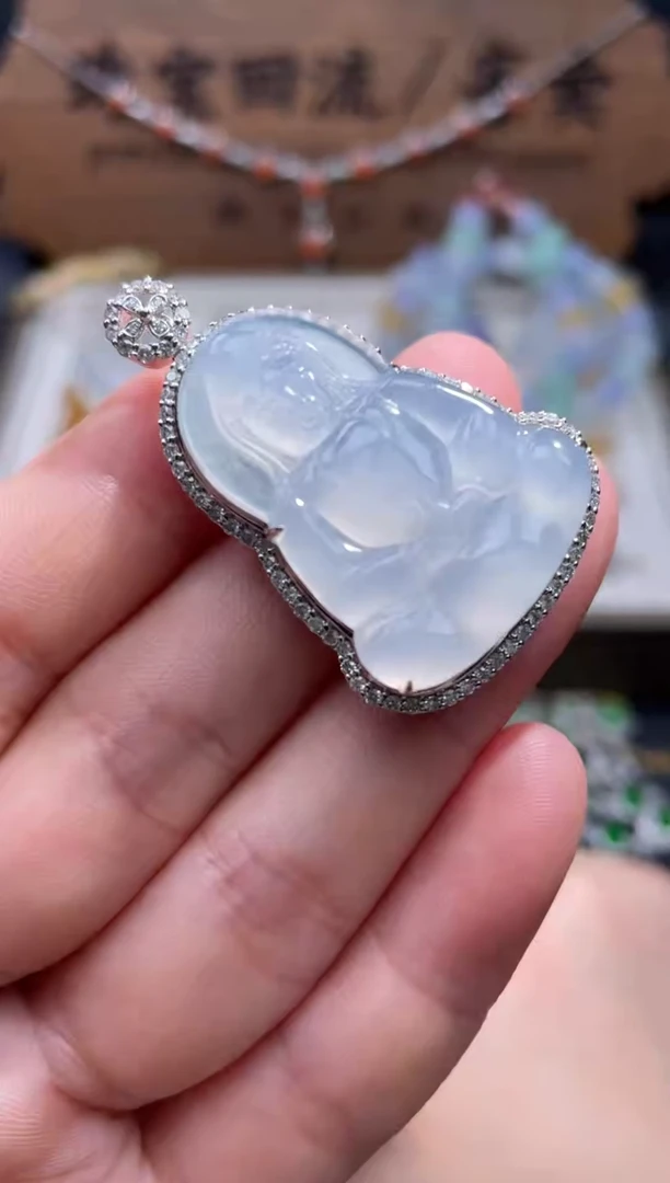 【闪购商品】翡翠颈饰18K金镶嵌29........