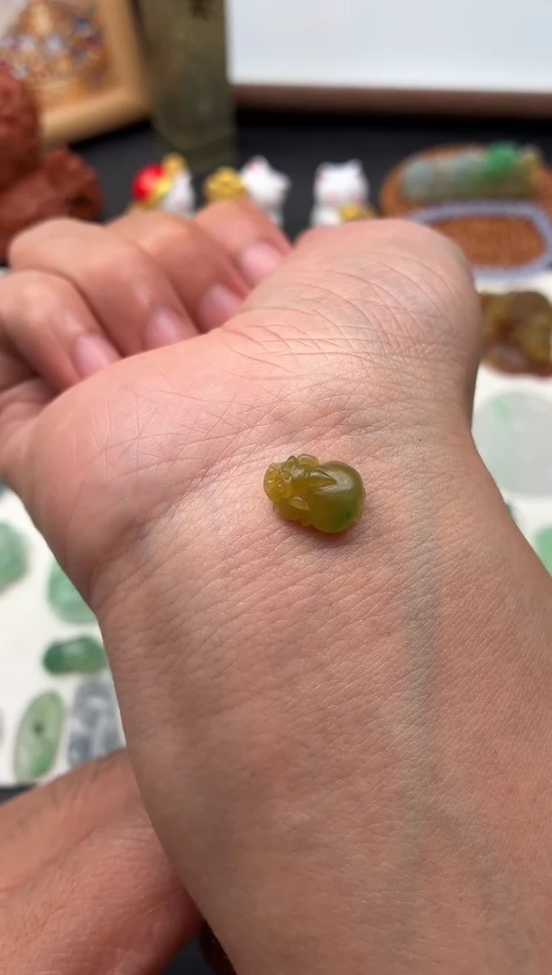 未镶嵌定制翡翠翡翠