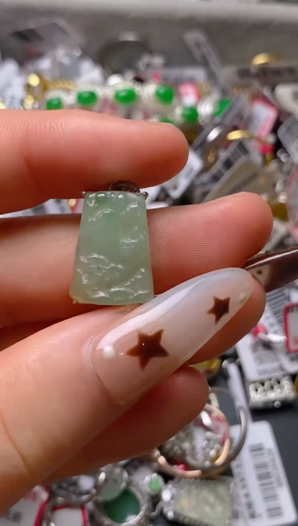 银S925镶嵌戒指翡翠百内无证书