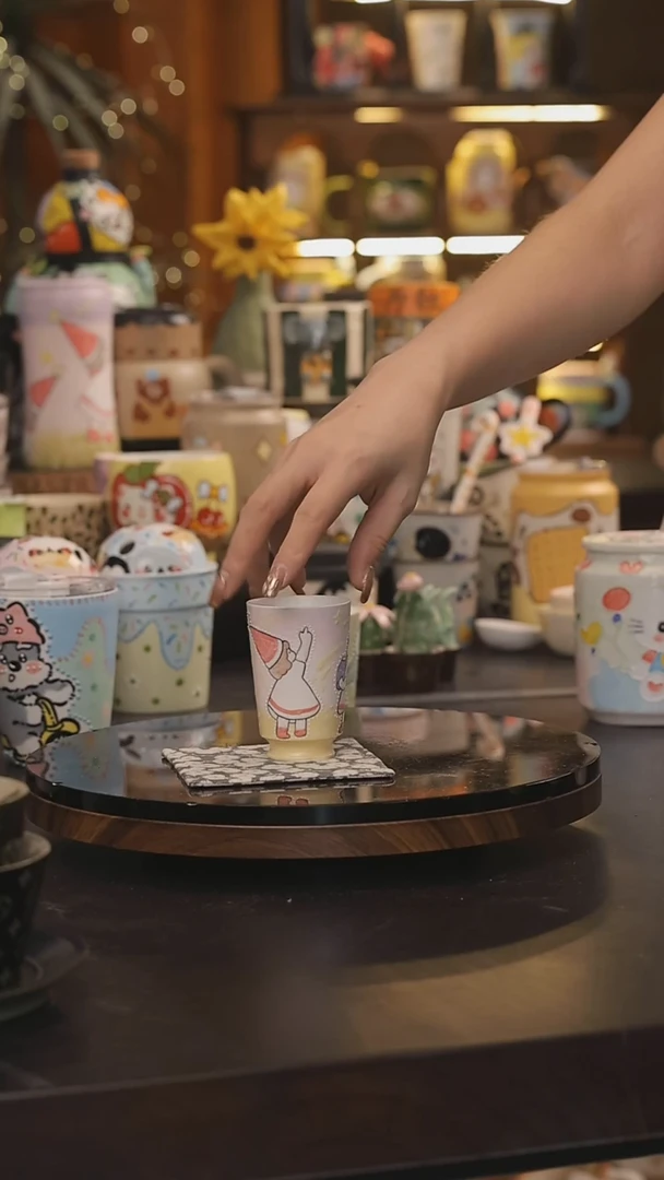 景德镇釉下彩绘设计师款式陶瓷