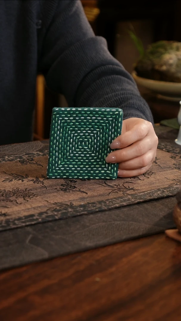 【闪购商品】织绣密密缝正方形杯垫B款