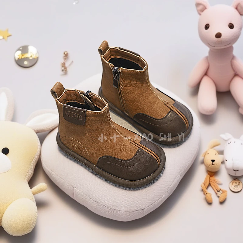 2025冬季新款儿童短靴韩版女童时尚马丁靴男童软底皮鞋学步鞋棉鞋