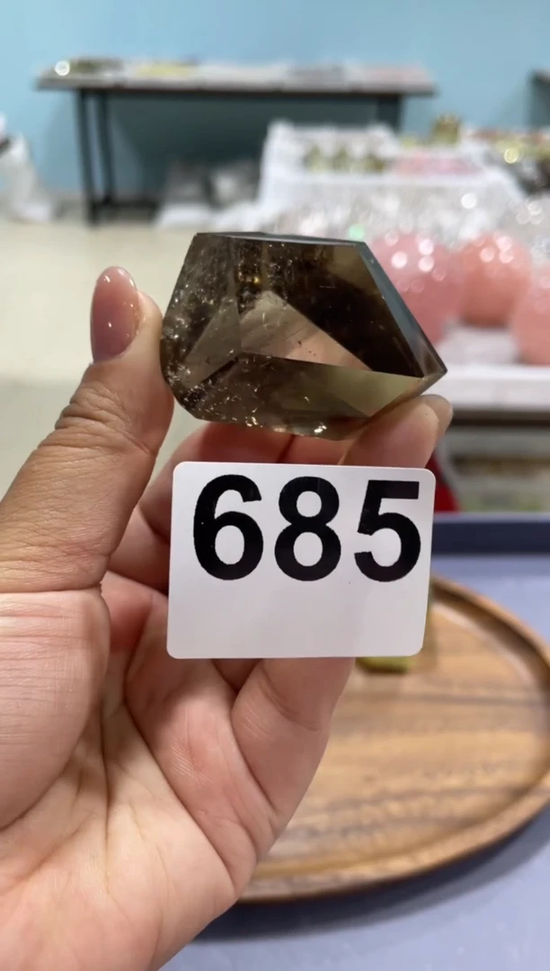 未镶嵌珠宝半成品水晶685