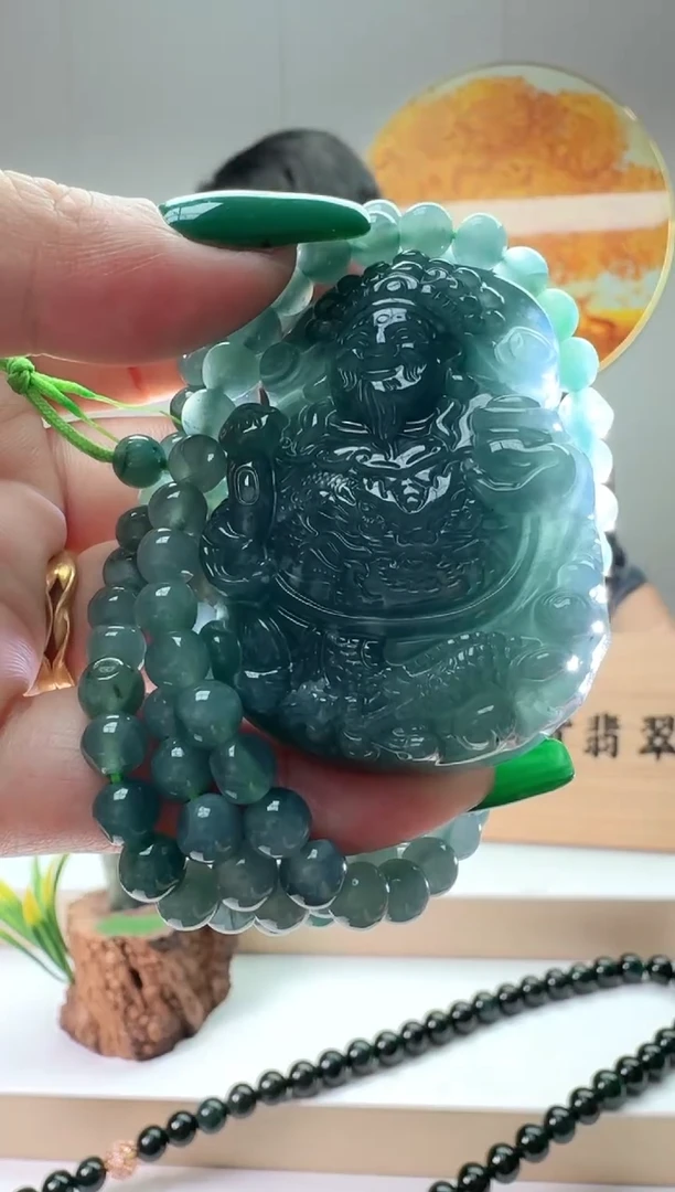 翡翠未镶嵌颈饰多样性随机发其一