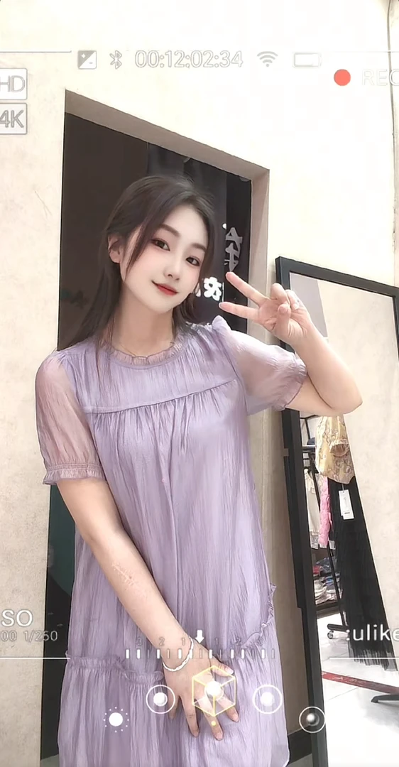 V领韩版短袖泡泡袖夏季气质连衣裙裙子女装甜美职场新中式时尚