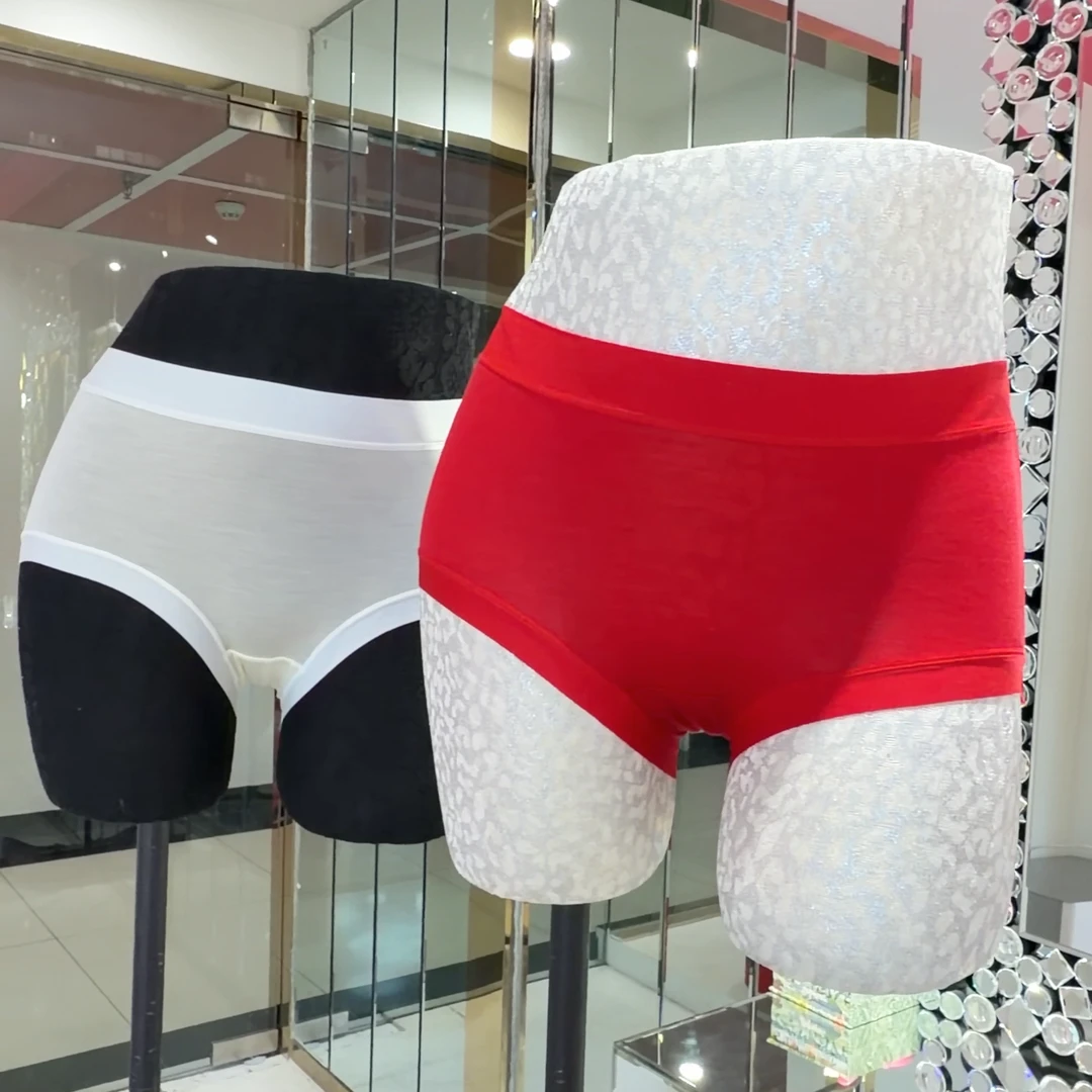 SEMRA瑟穆拉女士莱赛尔短裤