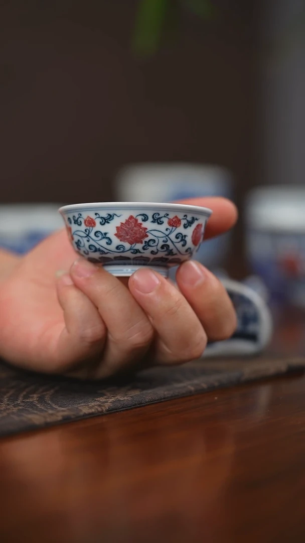 其他从**获平生一盏柴窑釉里红
