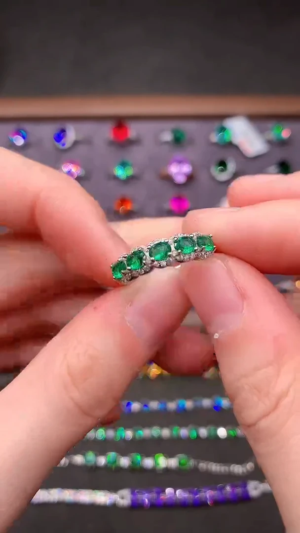 【闪购商品】祖母绿戒指银S925镶嵌.....