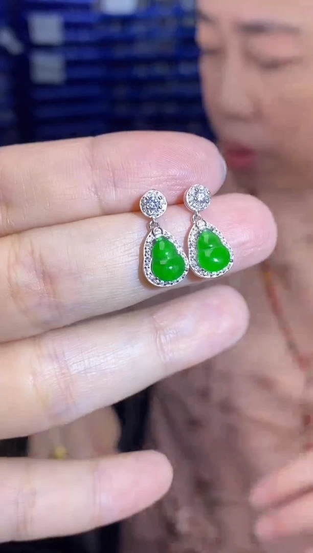 银S925镶嵌翡翠耳饰EZ4322