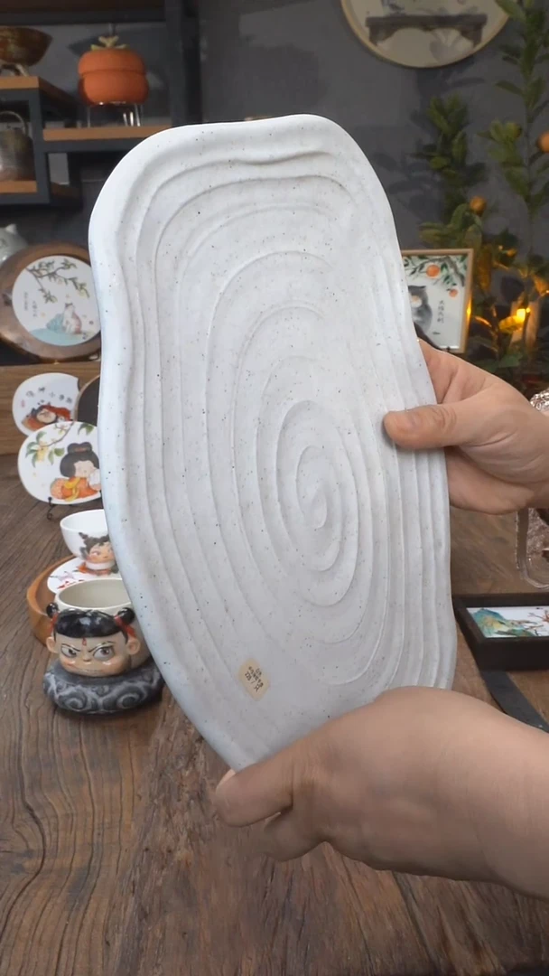 【闪购商品】摆件陶瓷手纹水纹黑金釉大盘