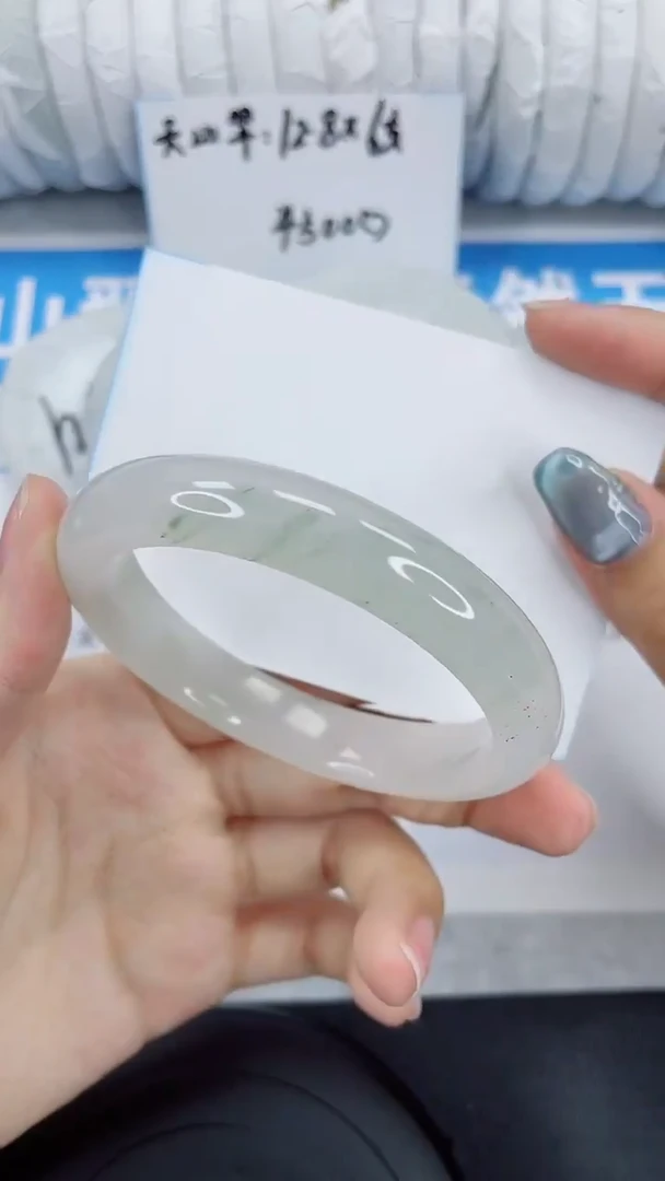 未镶嵌手镯石英质玉122-56/57