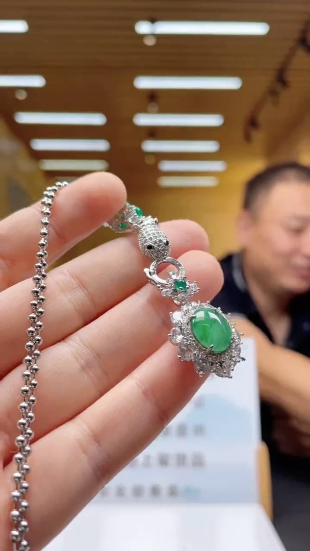 颈饰未镶嵌翡翠********93