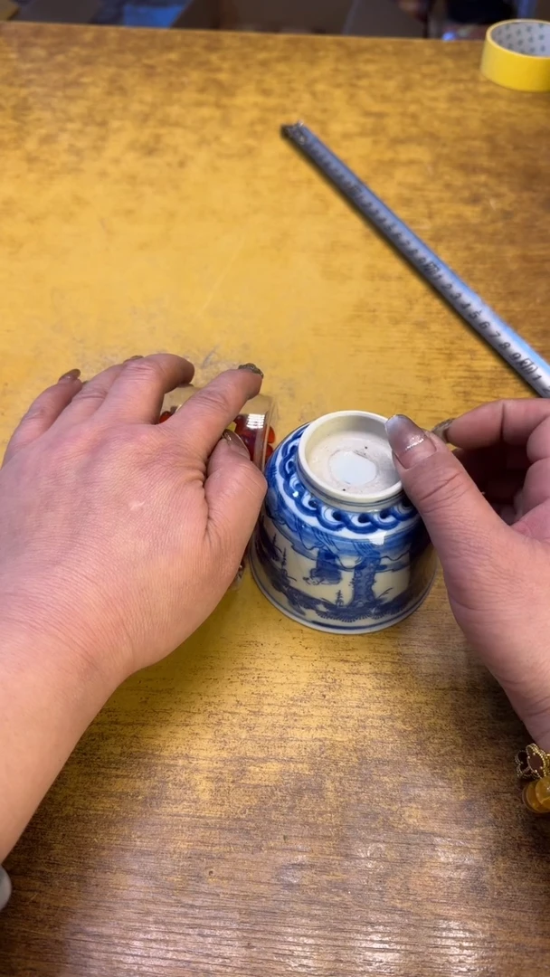 瓷器瓷器瑕疵脏旧168  一对