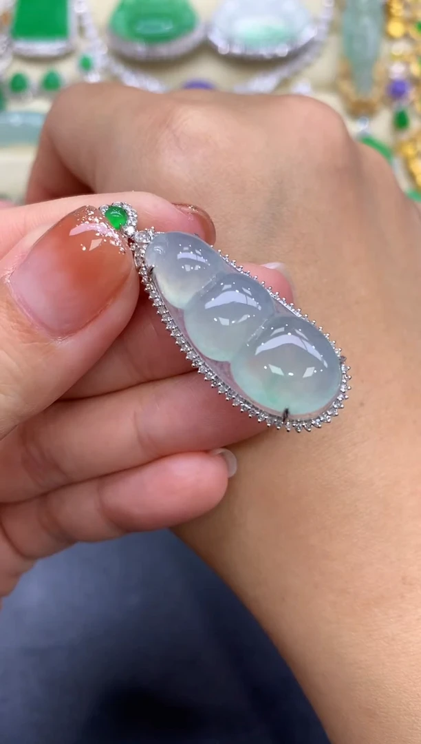 颈饰18K金镶嵌翡翠309-中国好珍宝