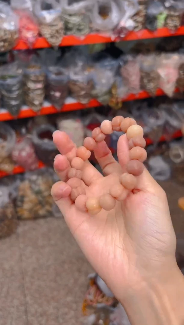 吊坠菩提根/象牙果帝***人粉色屁桃单圈