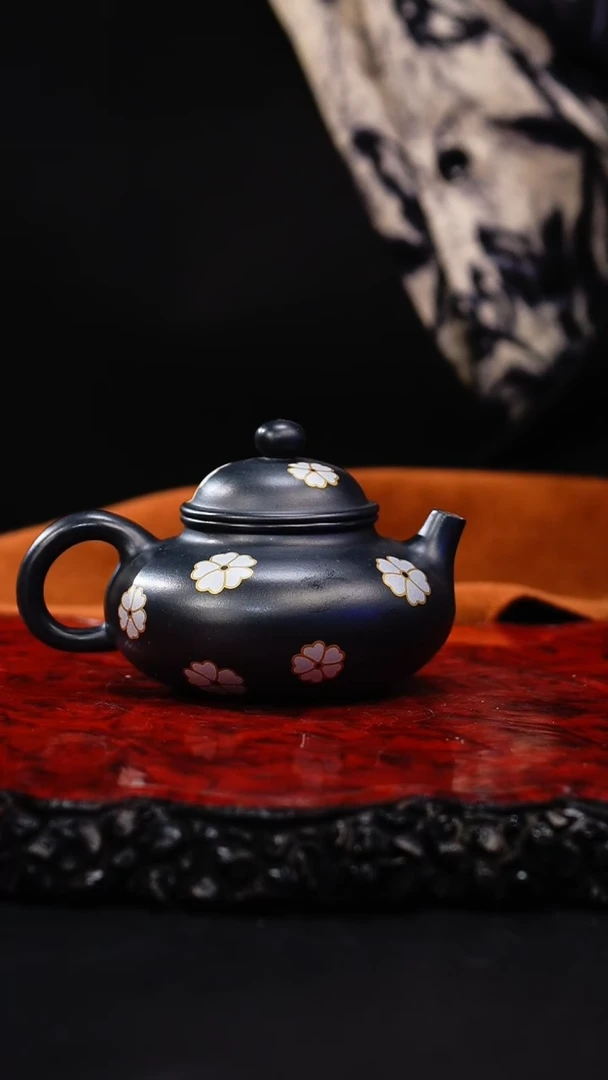 【闪购商品】紫砂茶壶29 容天,WYJ,君子兰