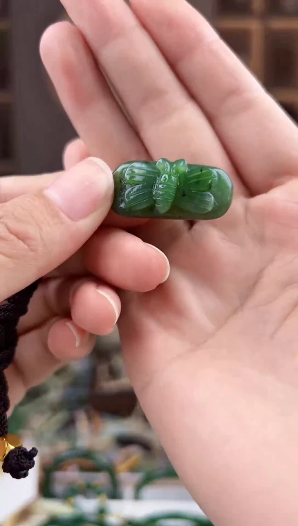 颈饰未镶嵌和田玉拍一发一，拍一发一