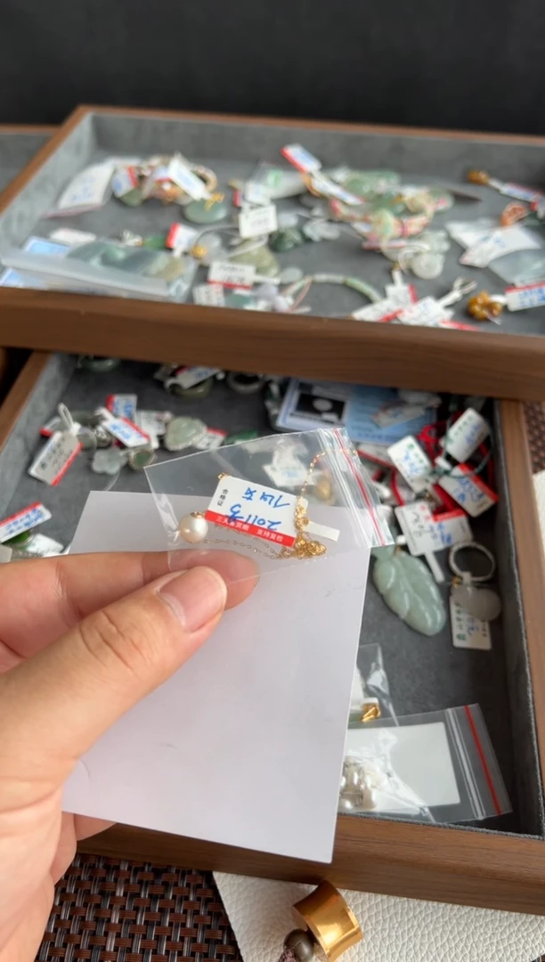 淡水珍珠18K金镶嵌颈饰2011号一包