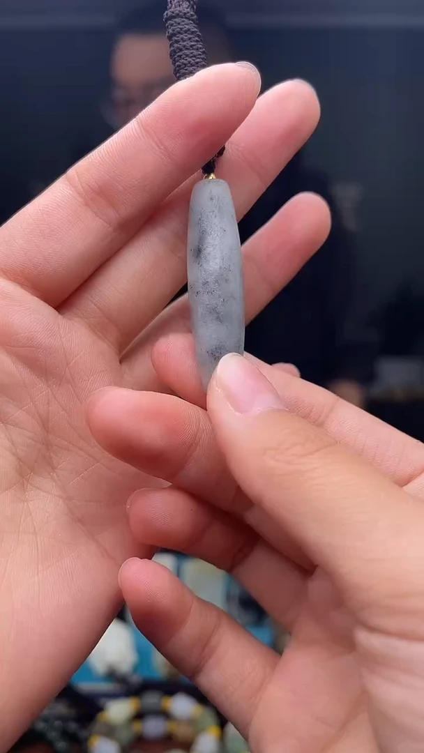 未镶嵌和田玉挂件1