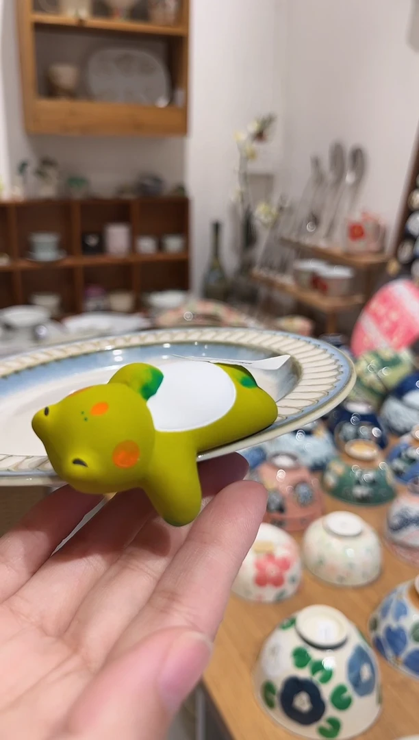 瓷片慵懒蛙摆件福利价