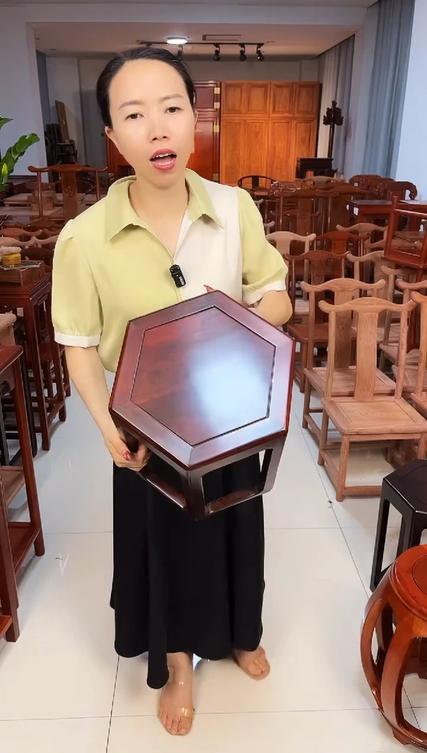 黑酸枝木类端景台六角凳