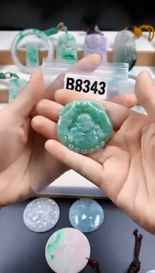 颈饰未镶嵌翡翠天然翡翠吊坠挂件
