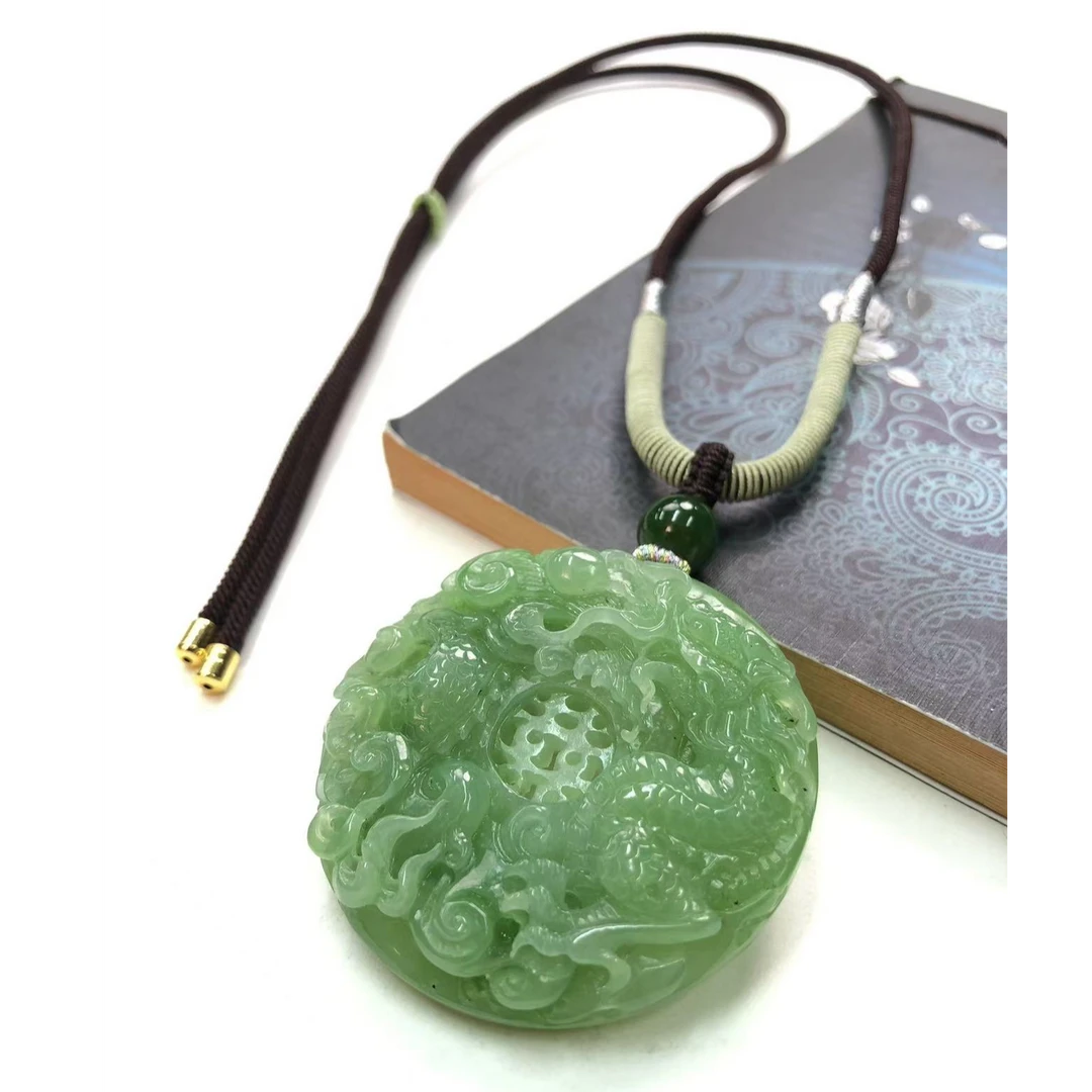 和田玉苹果绿龙牌设计项链166