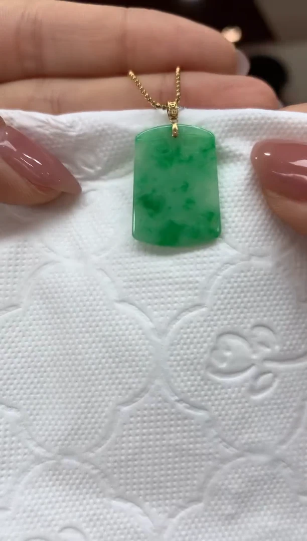 吊坠(不含链)18K金镶嵌翡翠无事牌